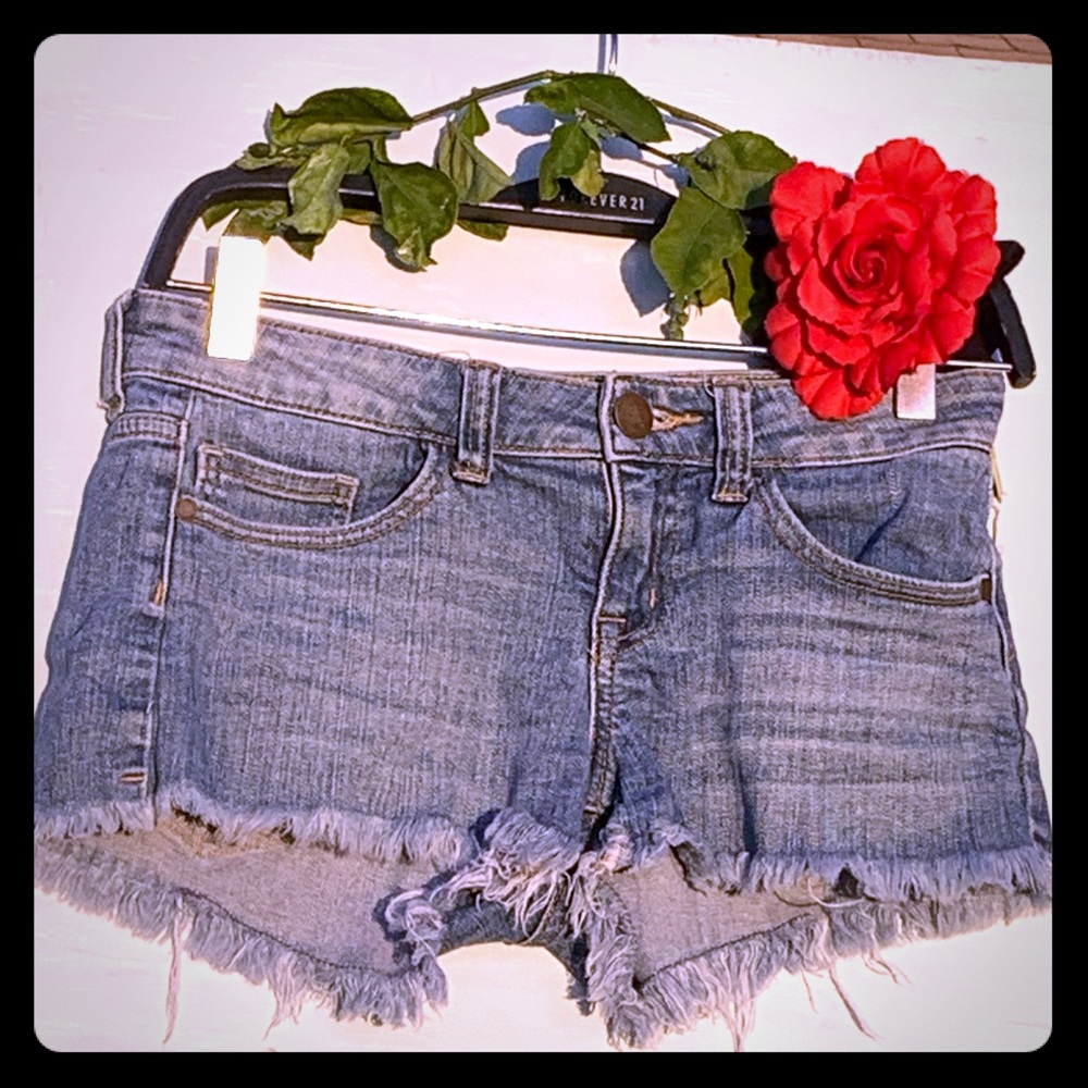 Jean short shorts